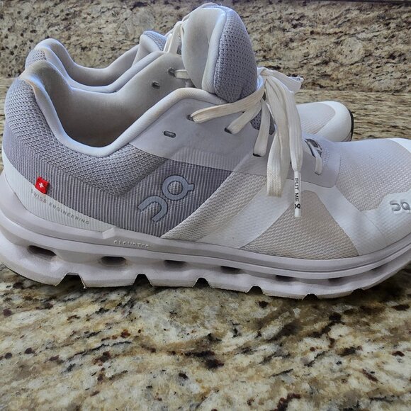 On Cloud Cloudrunner Womens Sz 7 Sneakers Running Show OC - Picture 3 of 8